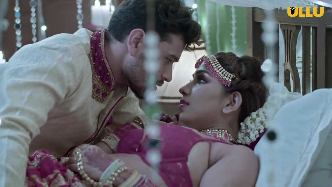 Hotspot Charr Charr Ullu Hindi Hot Web Series 2021 Episode 1